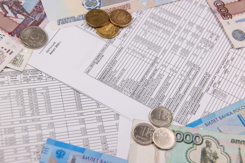    Долги по ЖКУ лежат на всех прописанных в квартире людях GLOBAL LOOK PRESS