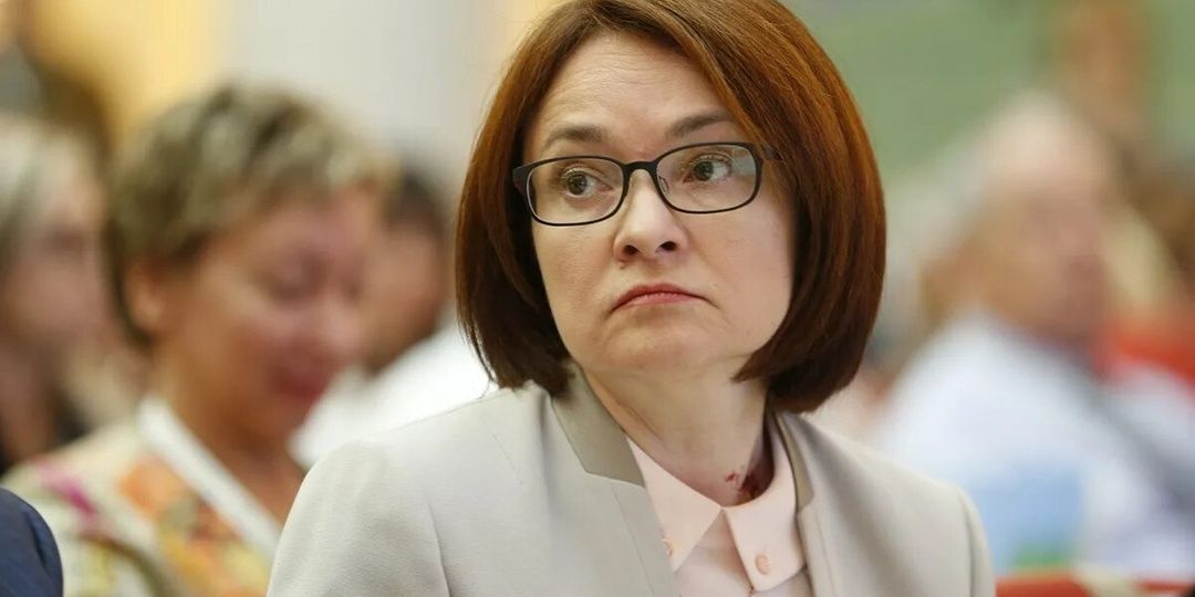 Почему миллионы клиентов банков теряют доступ к собственным деньгам: замороженные счета и новая реальность российского финансового рынка