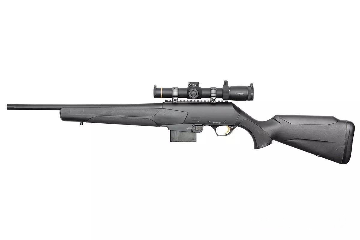 Автоматическая винтовка Браунинга Mk 4, представленная в 2025 году, — это полуавтоматическое оружие с газопоршневым механизмом. Оно использует коробчатый магазин. Новая версия поддерживает популярные патроны для коротких и длинных стволов.