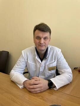    Заместитель главного врача по медицинской части Андрей Навроцкий   Инфекционная клиническая больница № 1 имени Далматова Д. М.