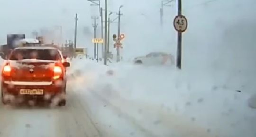    Скриншот видео