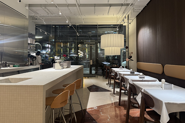    Интерьер современный и стильный