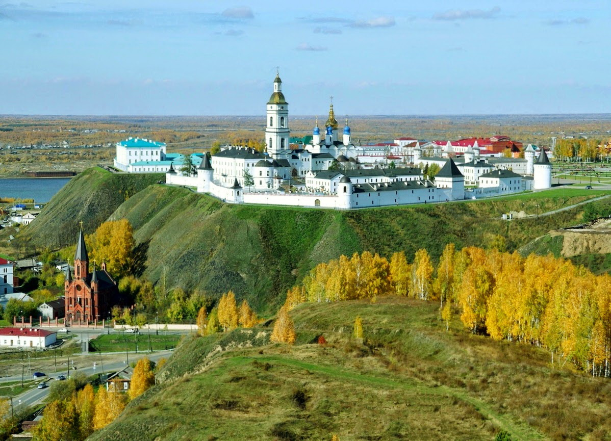 Фото с сайта https://vostok-travel.com/kremlin/. Взято с Яндекс.Картинки