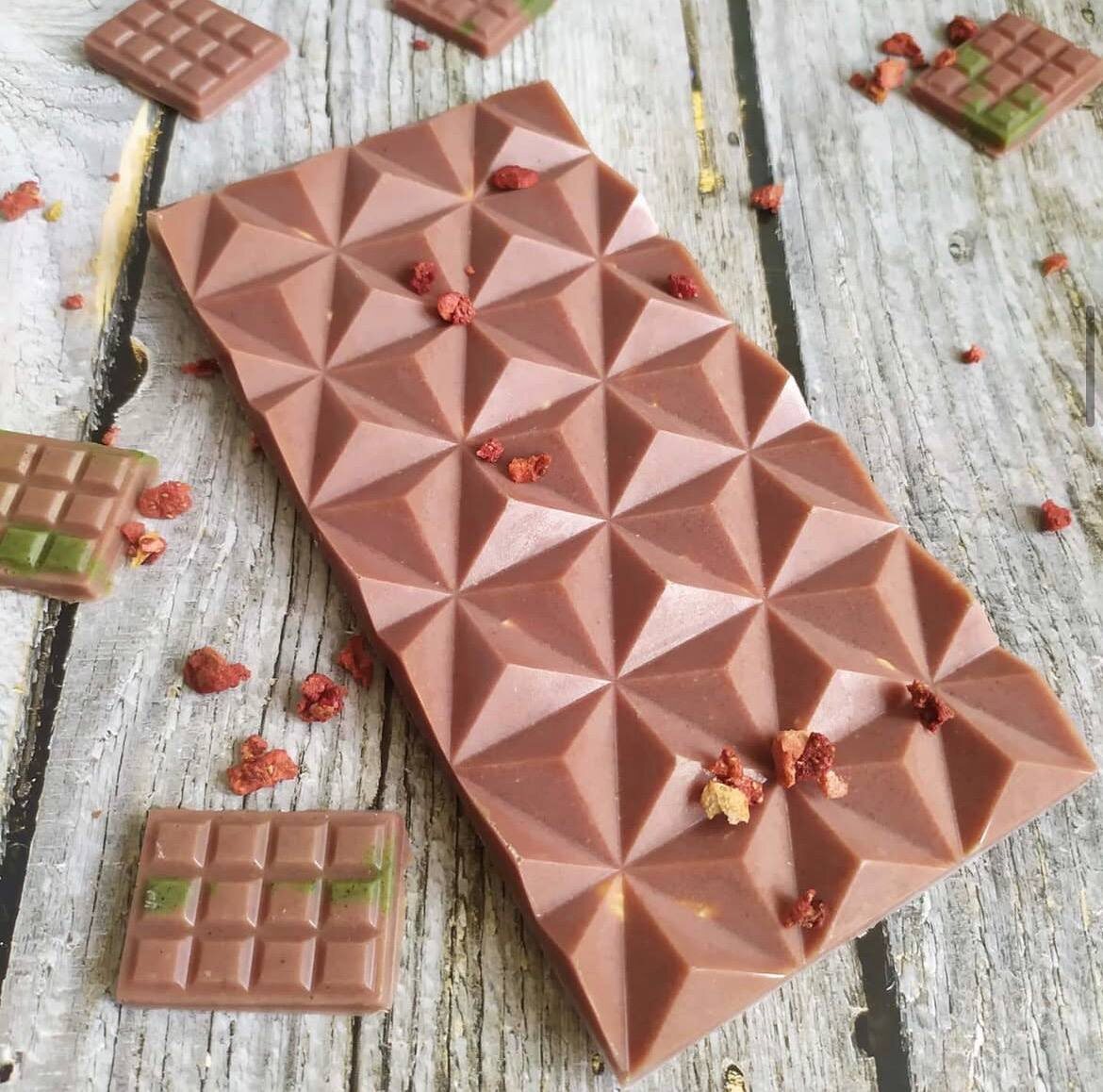 Обнимаю близких и готовлю шоколад 💝 