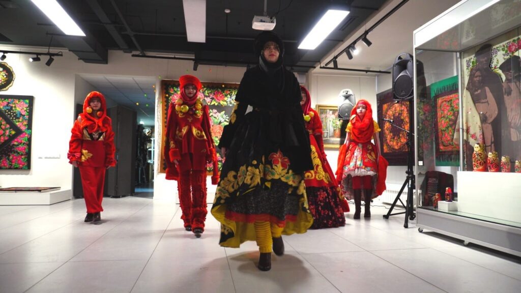     Цветы как язык искусства: в Оренбурге открылась выставка «Сад воспоминаний» Оренбуржье
📷    Цветы как язык искусства: в Оренбурге открылась выставка «Сад воспоминаний» Оренбуржье
📷    Цветы как язык искусства: в Оренбурге открылась выставка «Сад воспоминаний» Оренбуржье
📷    Цветы как язык искусства: в Оренбурге открылась выставка «Сад воспоминаний» Оренбуржье
