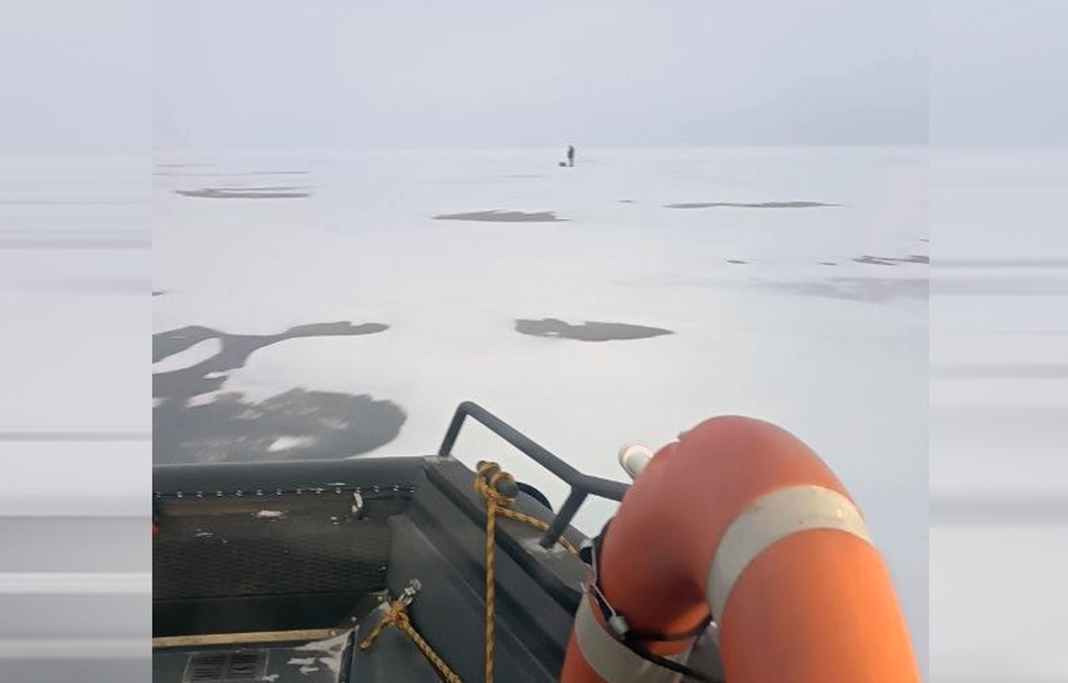    Мужчину доставили до берега в целости и сохранности. предоставлено поисково-спасательной службой Самарской области
