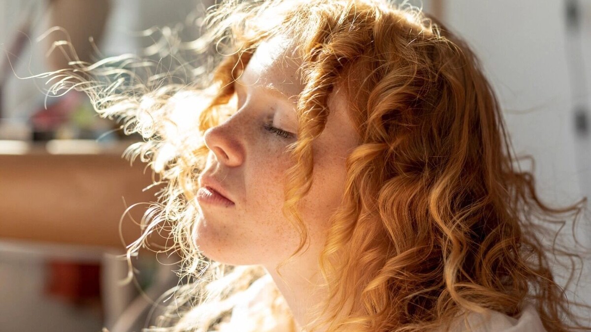    Для здоровых молодых людей магнитные бури обычно не опасны   Изображение от freepik