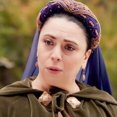 Дайе помнила, что у нее есть дальняя родственница, служащая во дворце Топкапы.