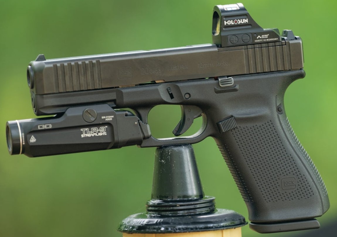Пистолет Glock 20 MOS.