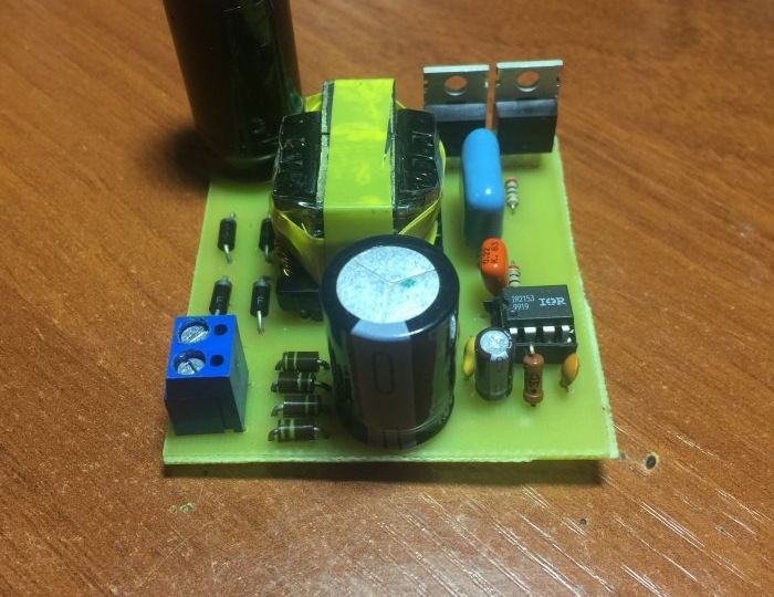 Мощный импульсный блок питания на 12 В своими руками