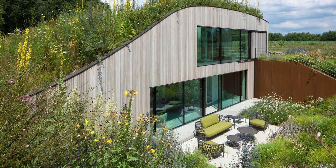 Подземный дом-холм в Голландии