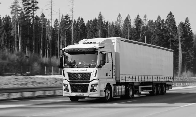 НЕ ЗНАЯ УСТАЛИ