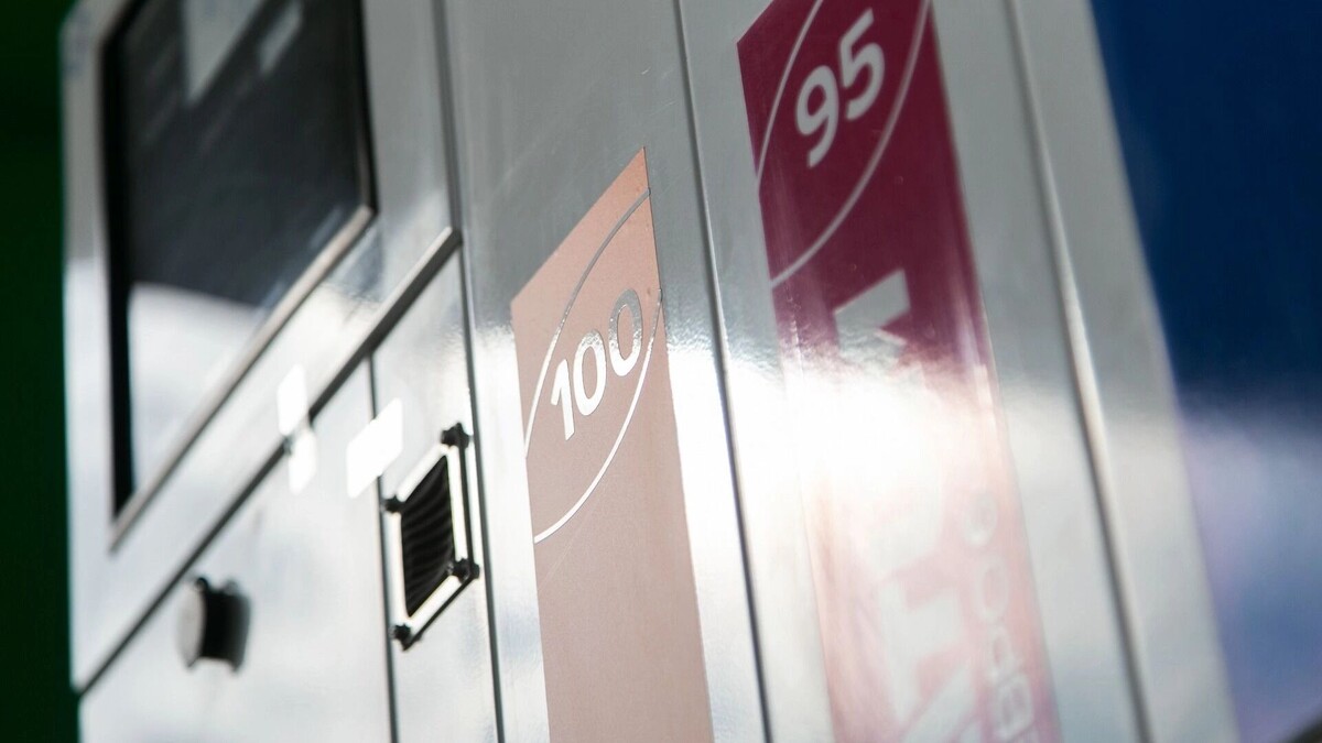    Дизтопливо в Тюмени в моменте обогнало инфляцию, теперь дело за бензином   1MI