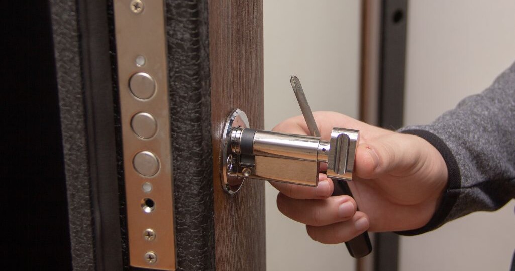 7 признаков того, что пора менять замок, даже если он работает