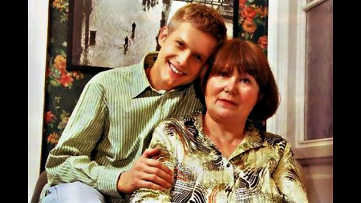 с любимой мамой