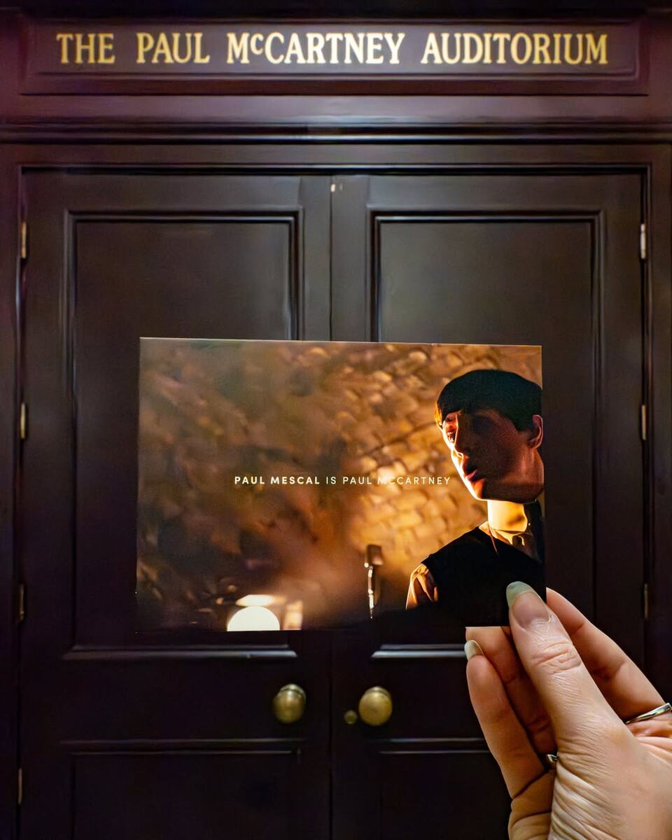    Опубликованы первые кадры фильма о «Битлз» (фото 2)