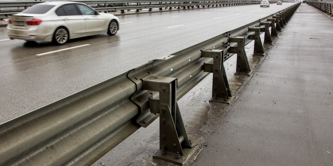 Донских автомобилистов предупредили о мокром дорожном покрытии