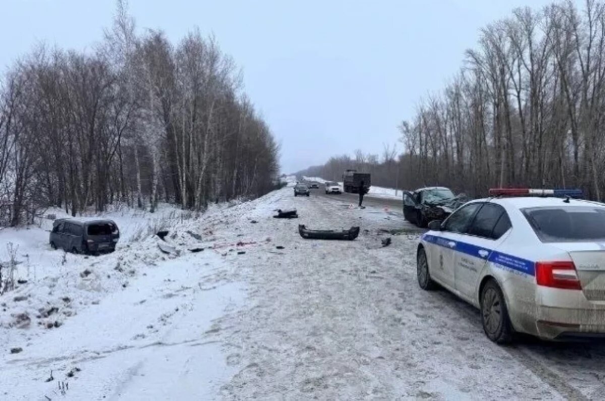    На перекрытой трассе под Самарой в ДТП пострадал 6-летний ребёнок