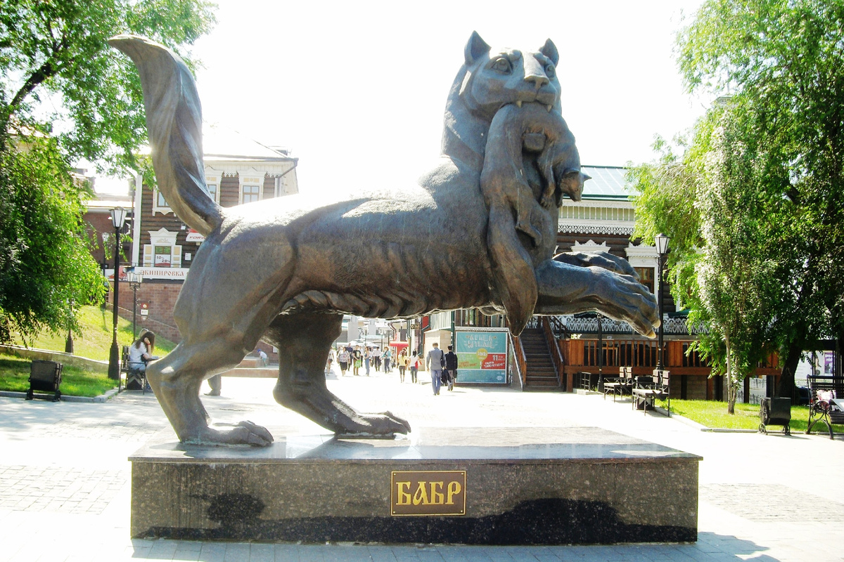 Скульптура "Бабр" в 130 квартале (Иркутская слобода) (Фото: Nixe (Bearna Team))