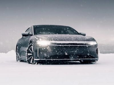    Lucid Air победил в самом холодном заезде Норвегии