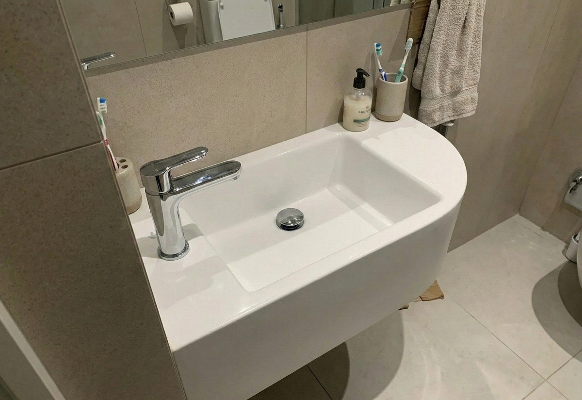 раковина из белого акрилового камня на заказ