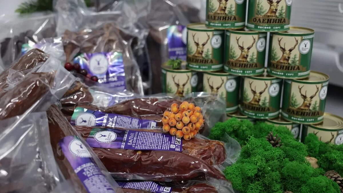    Всего в регионе ежегодно заготавливается порядка 2 300 тонн мяса северного оленя. Автор фото Роман Ищенко / Официальный сайт Правительства Ямало-Ненецкого автономного округа.