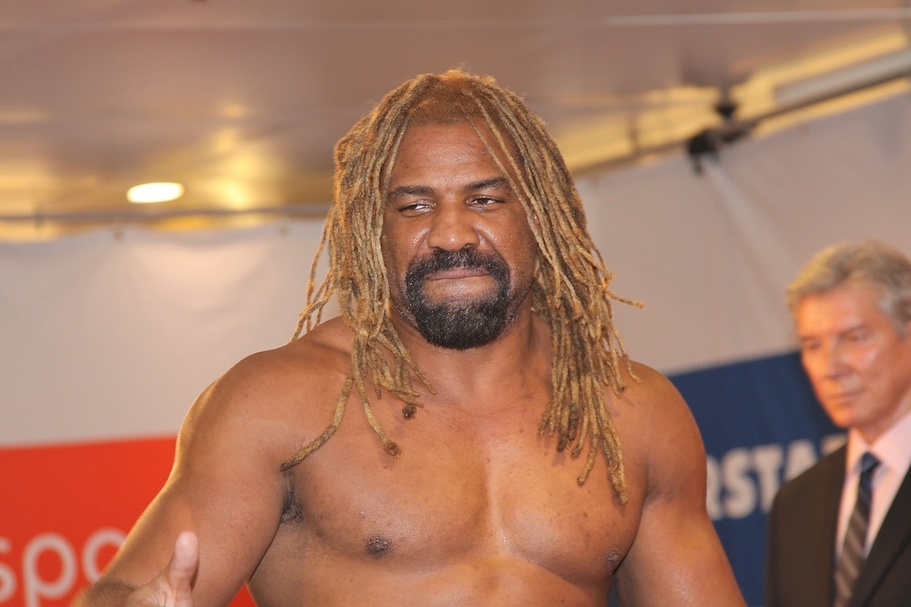 Шеннон Бриггс