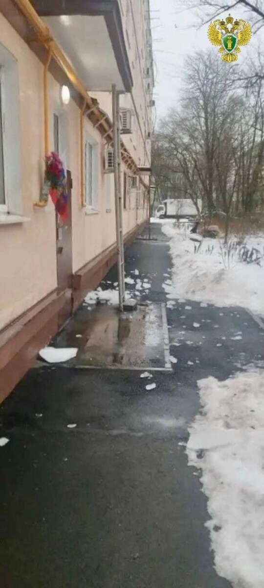    В Ростове на пожилую женщину с крыши упала льдина 31 января   Прокуратура Ростовской области / Тг-канал прокуратуры Ростовской области