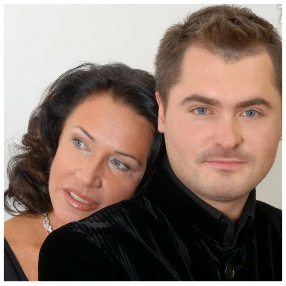 Если на сцене появляется задорная громкая Надежда Бабкина, скучно не будет