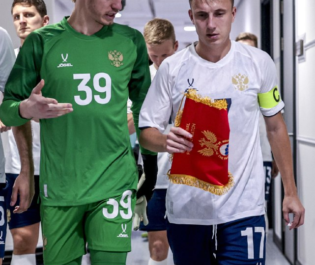 Сафонов, Хайкин или Трубин - кто круче всех? Этап Лиги еврокубков 2025/26 завершен...