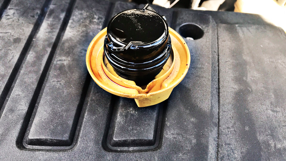 Вычислил износ мотора за 5 минут по простым признакам. Делюсь методом, который помог избежать капиталки на 200 тысяч