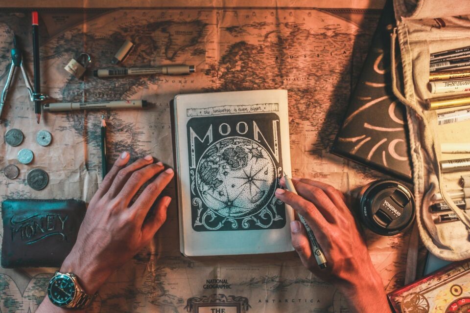    Экстрасенс. Магия. Источник: Unsplash.com