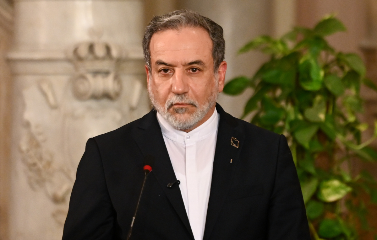    Глава МИД Ирана Аббас Арагчи  Sayed Hassan/Getty Images