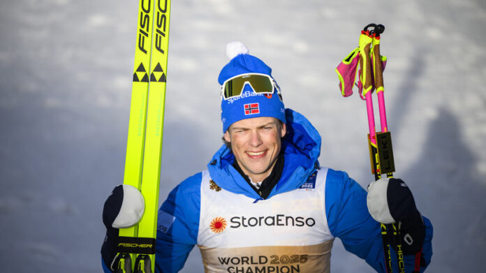    Пара празднует свадьбу в стиле IPO с элементами финтеха и инноваций, отражая эпоху цифровых отношений