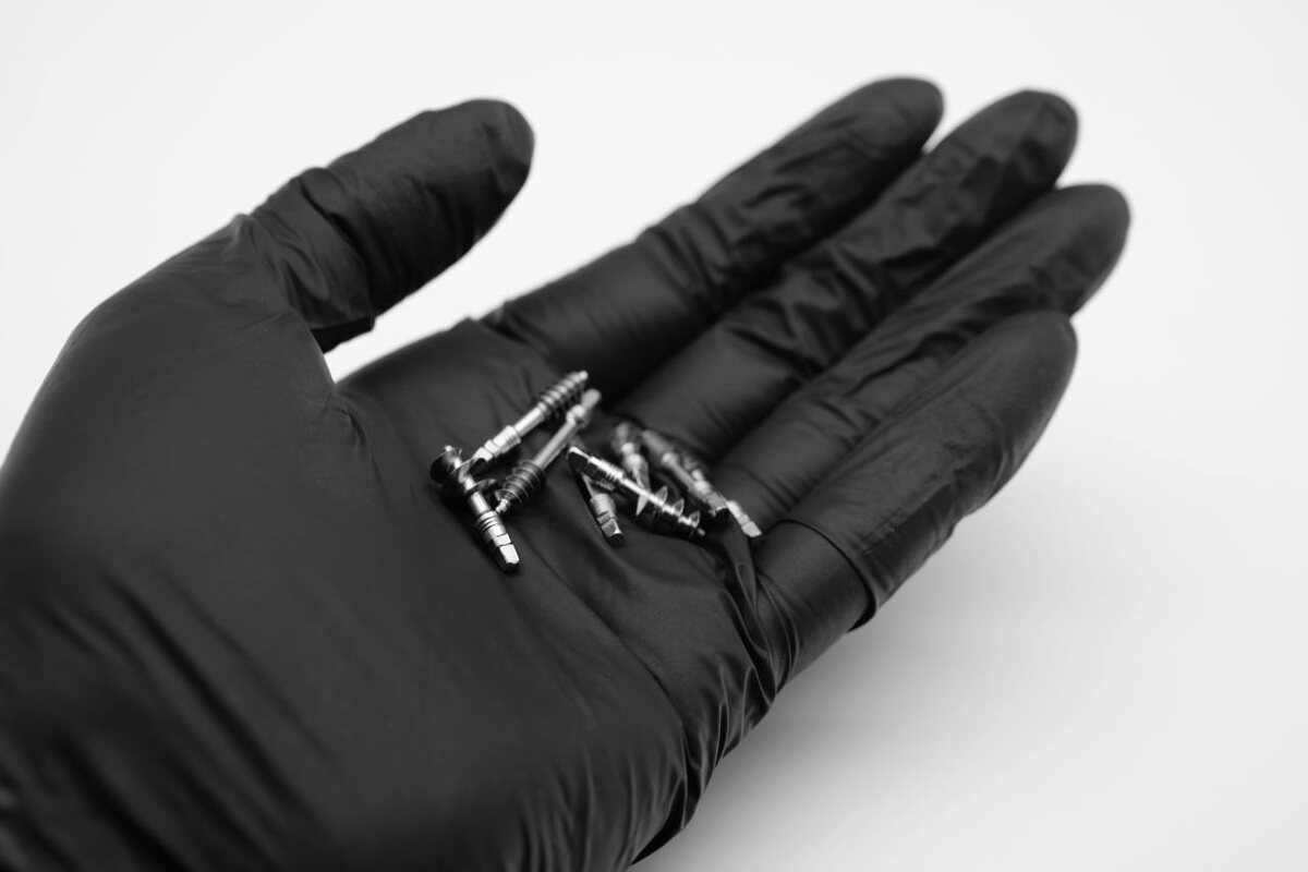 Различные варианты базального имплантата