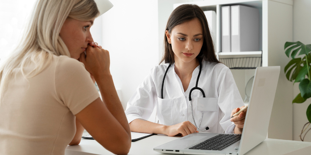 Доходы падают, а расходы на здоровье растут: сколько россияне стали тратить на врачей