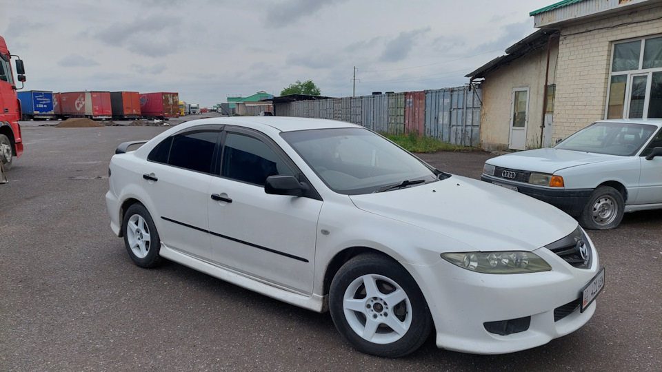 Atenza из середины 2000-х. Истгчник https://www.drive2.ru/