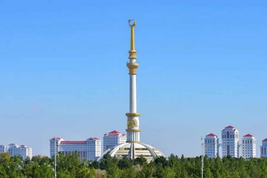    Цветокоррекция оригинального изображения была произведена с использованием ИИ "Ниязов 2.0"