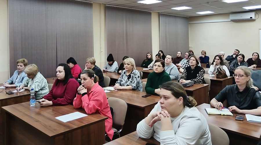 Городской родительский комитет утвердил переход на четырехразовое питание в детских садах Полевского. Фото: Управление образованием Полевского МО