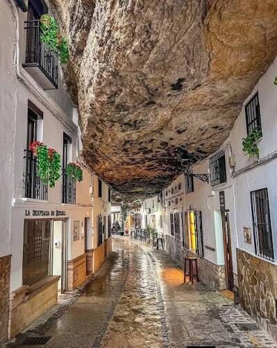 Улица Улица Калье-Каве-де-ла-Сомбра