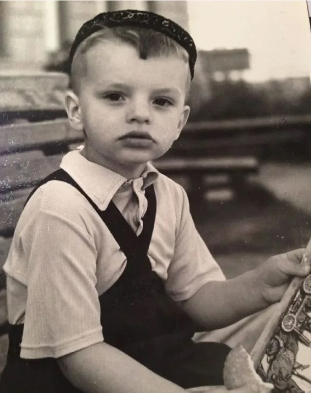 Леонид Парфёнов родом из Череповца.