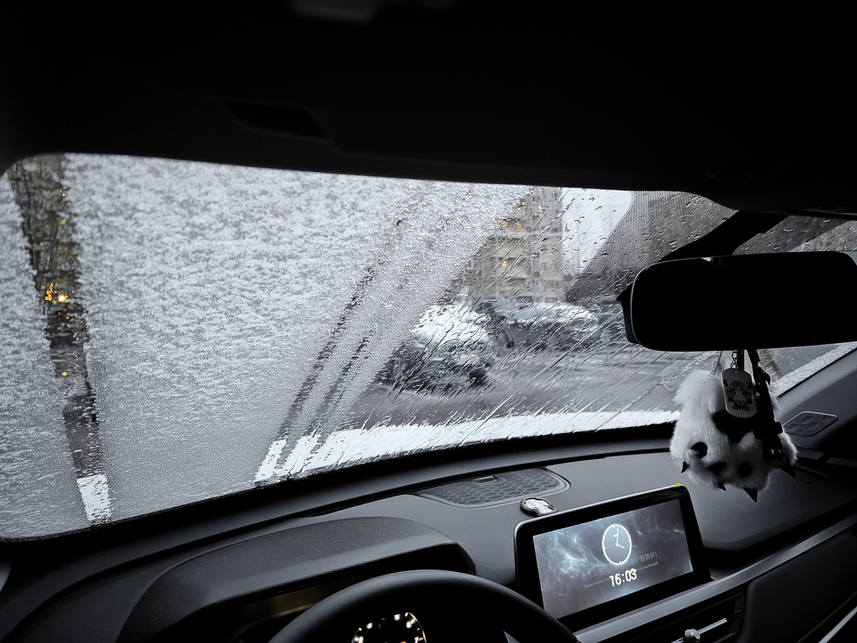 Неисправный обогрев лобового стекла