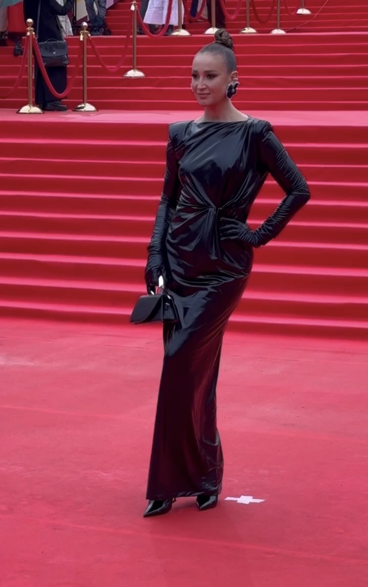 Ольга Бузова / фото Furor Media