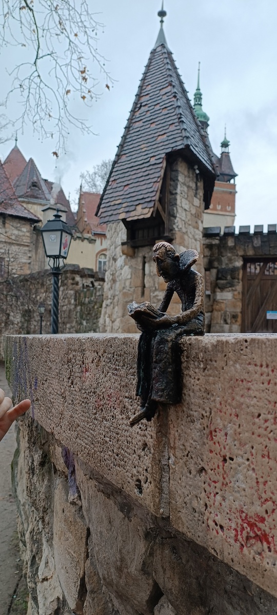 Мини-статуя Дракулы 