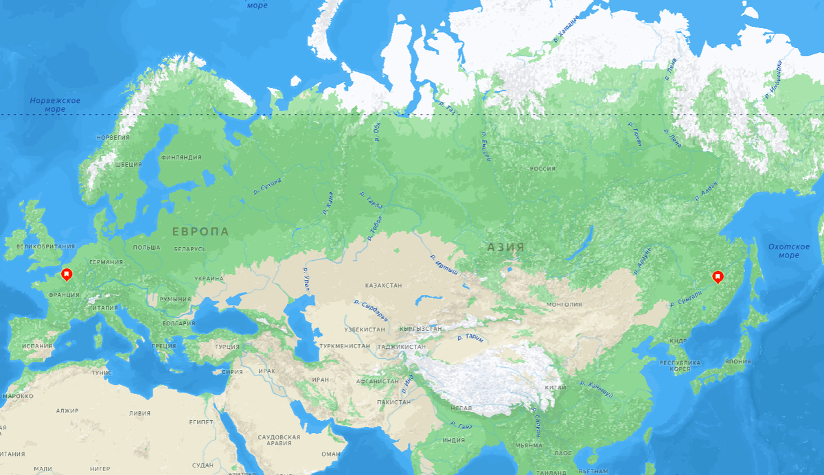 Это не шутка: Париж - 48°50′ с.ш.,  Хабаровск - 48°29′ с.ш. 