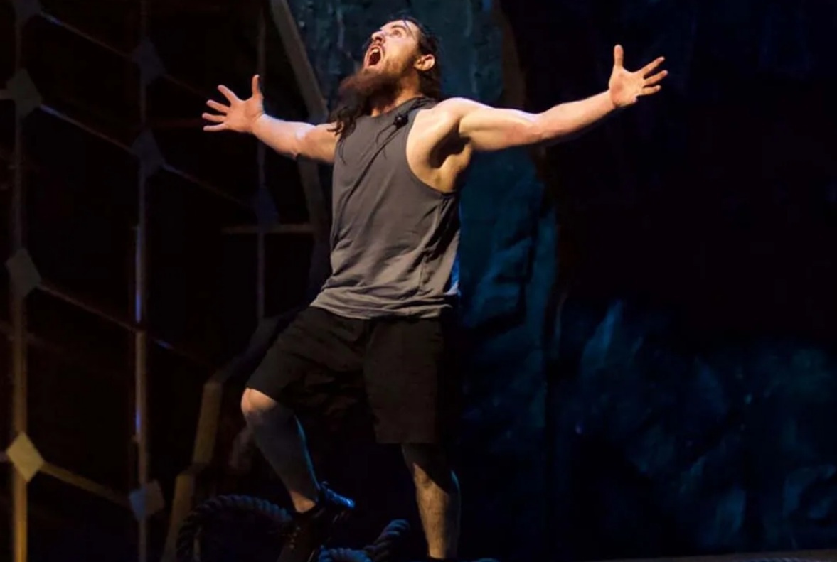 Кадр для канала "Честный блогер"