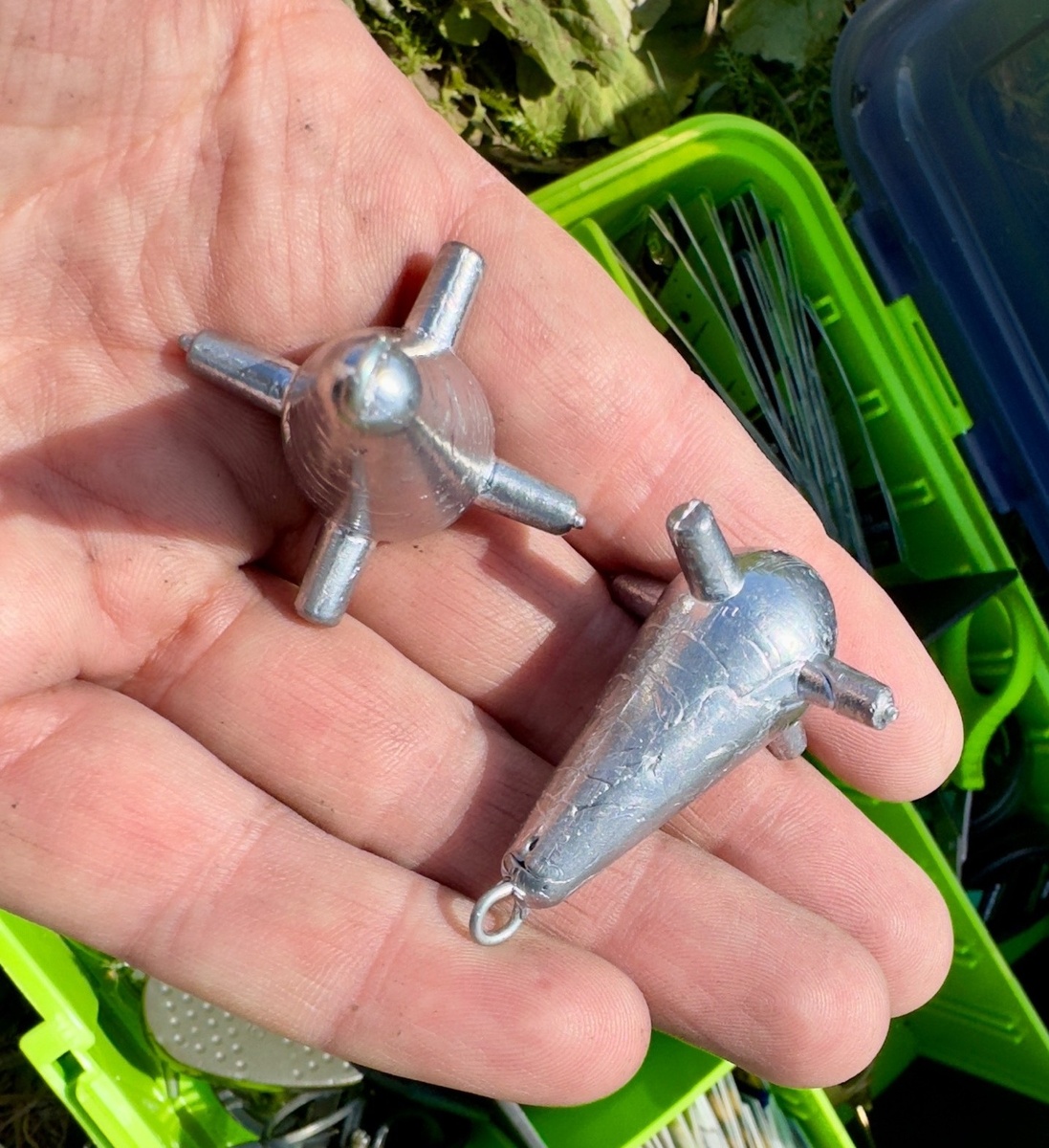 Чем длиннее усы у маркерного груза, тем проще получить от него информацию