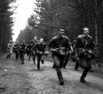 Вспоминаем Марш-броски в Армии СССР.Кто служил тот помнит..