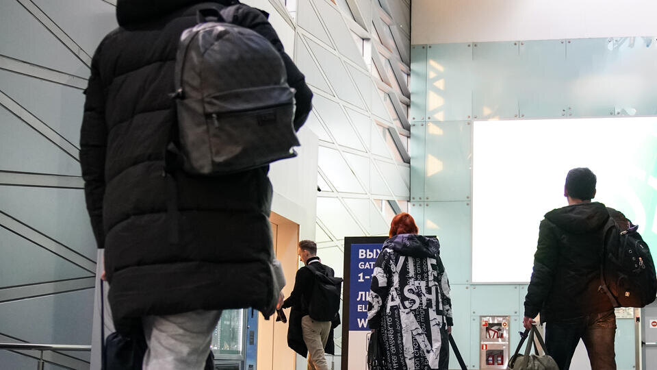     В Госдуме предложили пожизненно запретить въезд в РФ иностранцам с судимостью ИЗВЕСТИЯ/Сергей Лантюхов