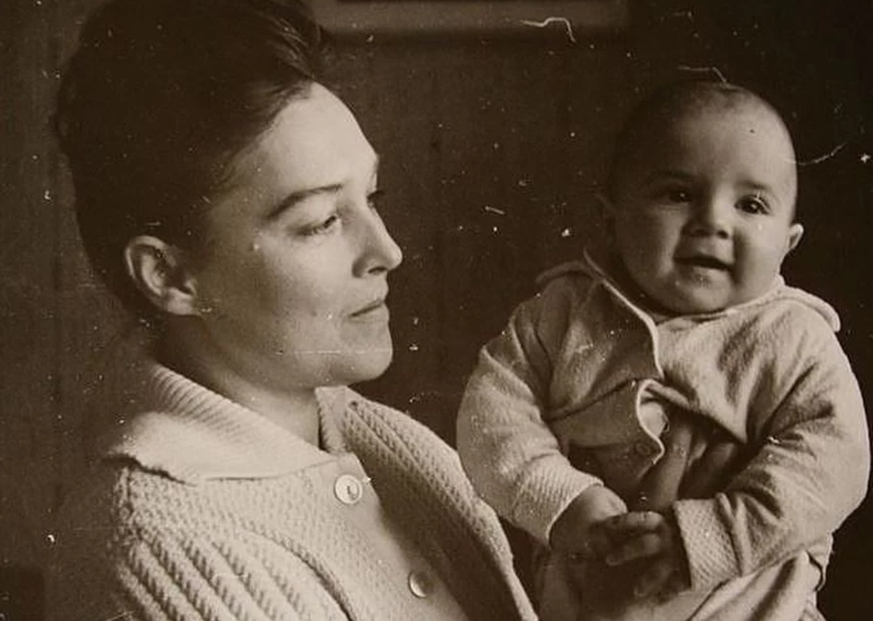 С сыном Петром. Фото из открытых источников